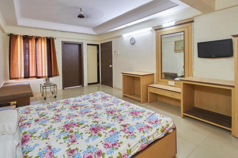 The Ishwar Inn Resort มหาบาเลชวาร์ ภายนอก รูปภาพ